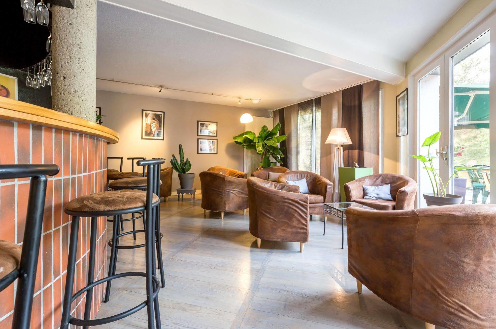 Hotel Restaurant La Tour Dunieres Экстерьер фото